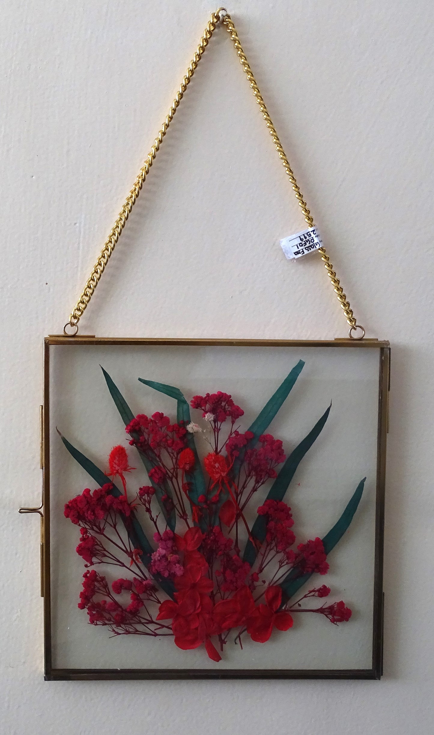 Vintage Frames with Preserved Flowers