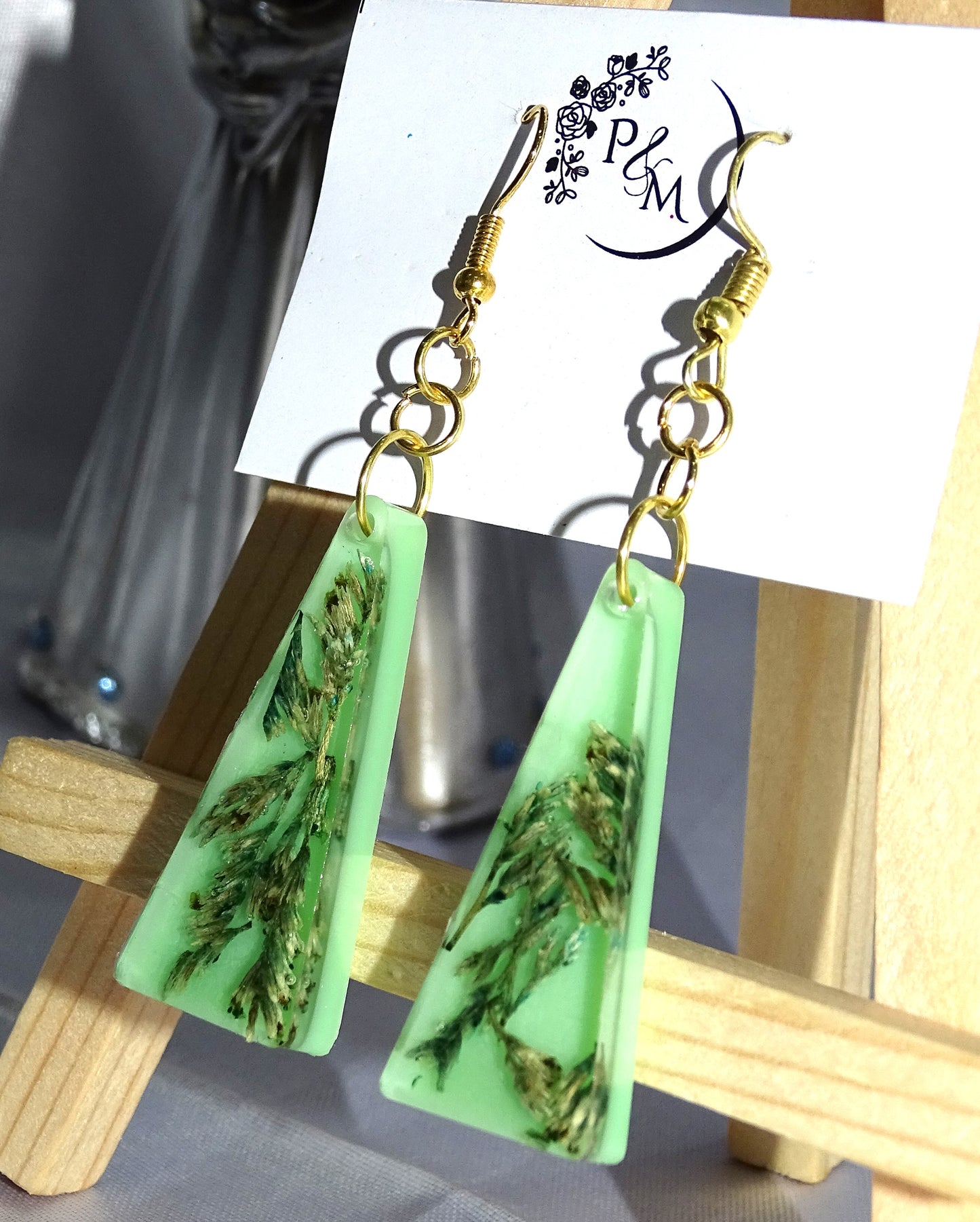 Earrings with Preserved Green Sepals