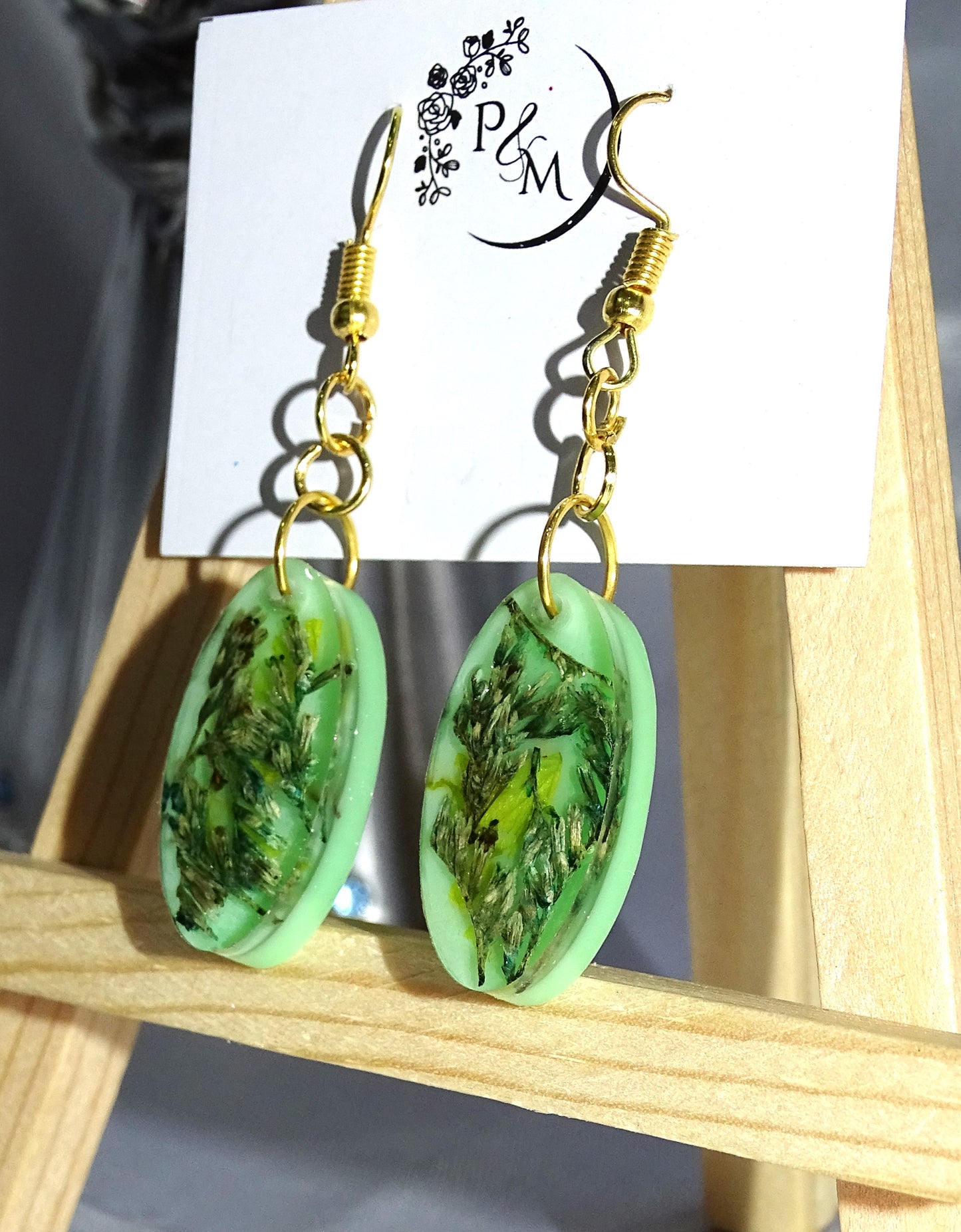 Earrings with Preserved Green Sepals