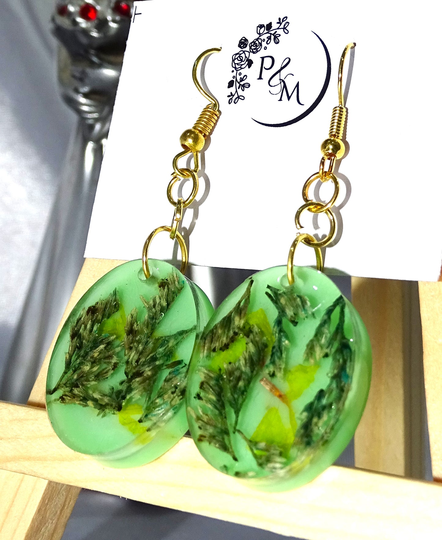 Earrings with Preserved Green Sepals