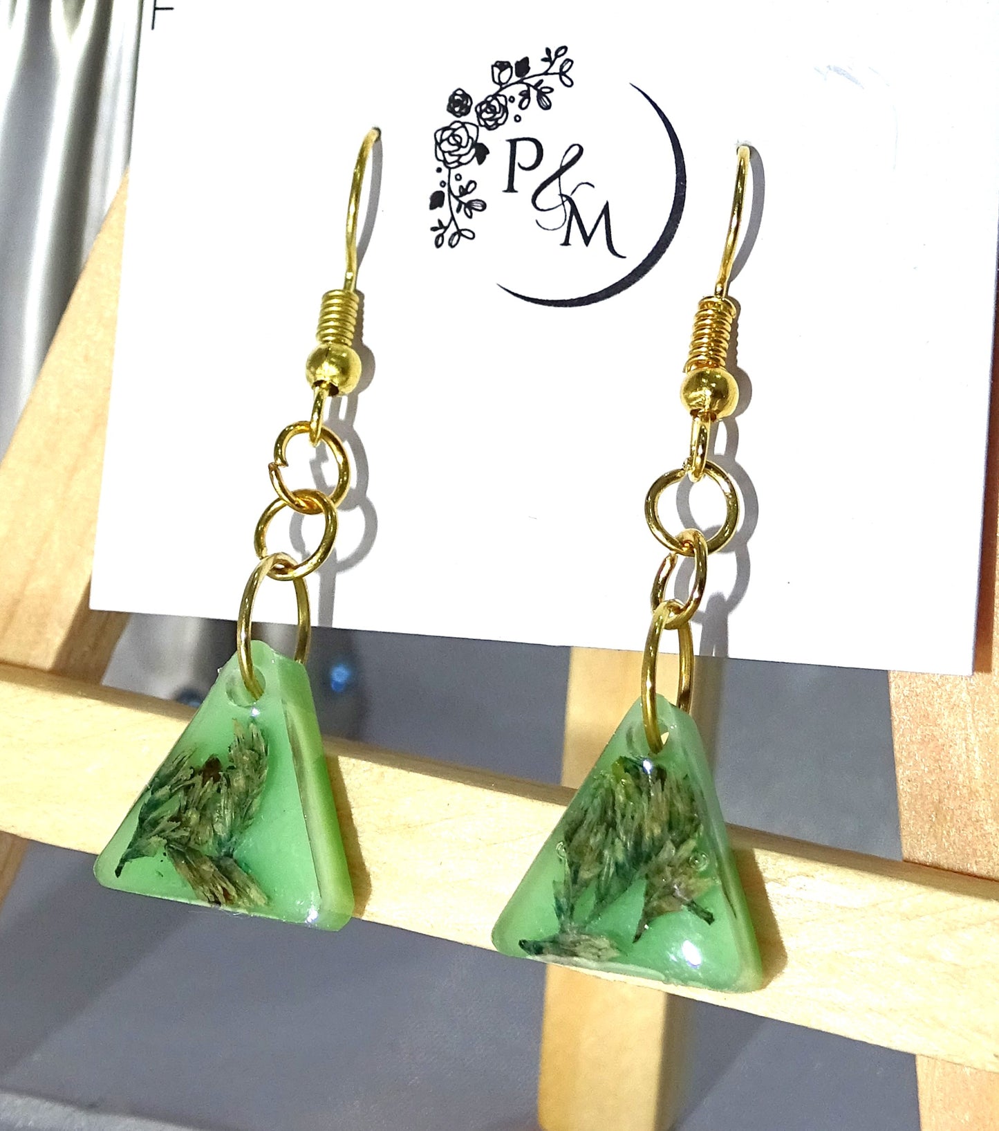 Earrings with Preserved Green Sepals